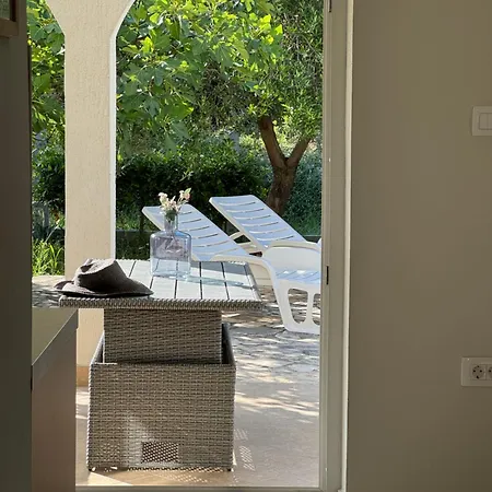 Paerla Villa *